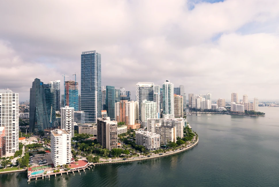 Discovering Miami, FL: An Introduction to the City and its Year-Round Tropical Weather