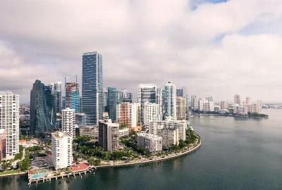Discovering Miami, FL: An Introduction to the City and its Year-Round Tropical Weather