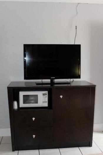 Ramona Motel Main image